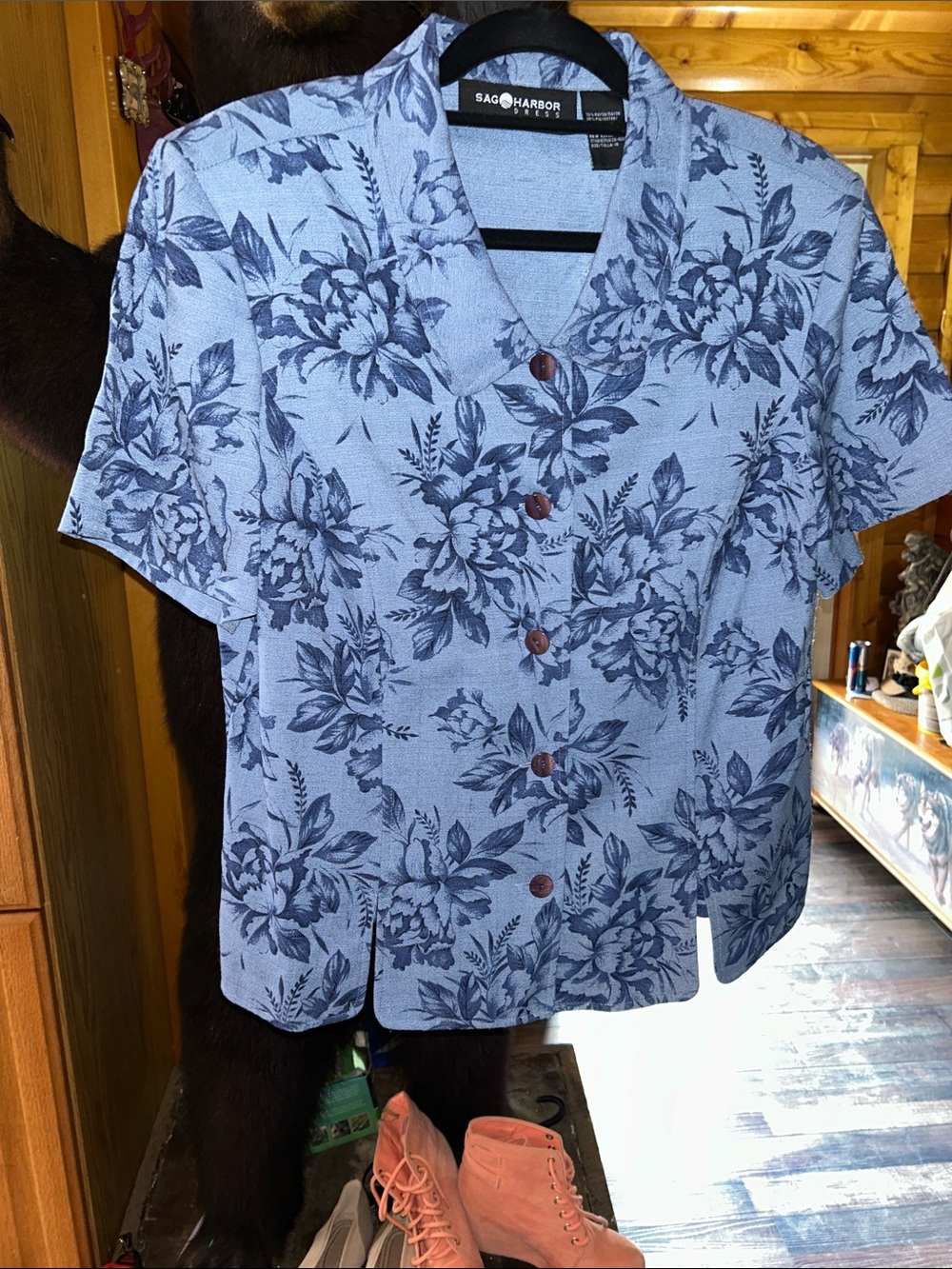 Sag Harbor Light Blue Floral Short Sleeve Button-Front Blouse